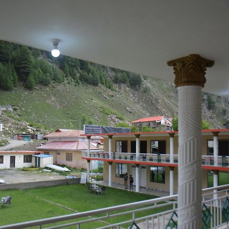 Hotel Pine Hills, Naran Exteriér fotografie